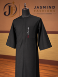Jasmind Onyx black kaftan with white-and-red chest-pocket embroidery